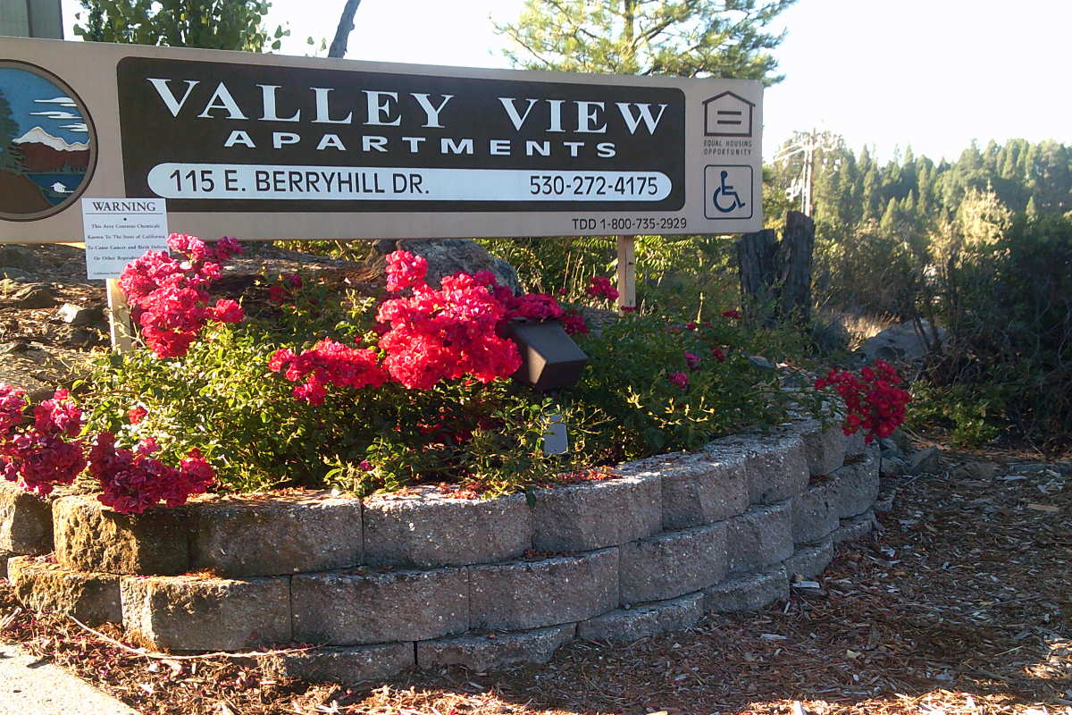 Valley View Apartments