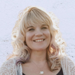 Elyssa Newberry Headshot